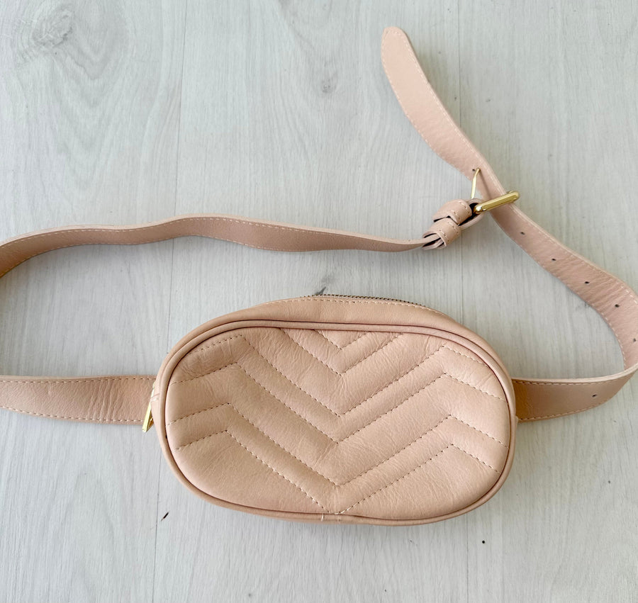 Tuscany Leather Belt Bag